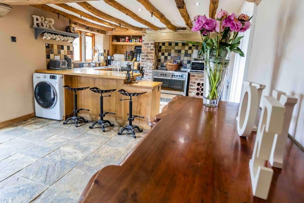Four Bed Barn Conversion Junction 37 38 M1 Barnsley Buitenkant foto